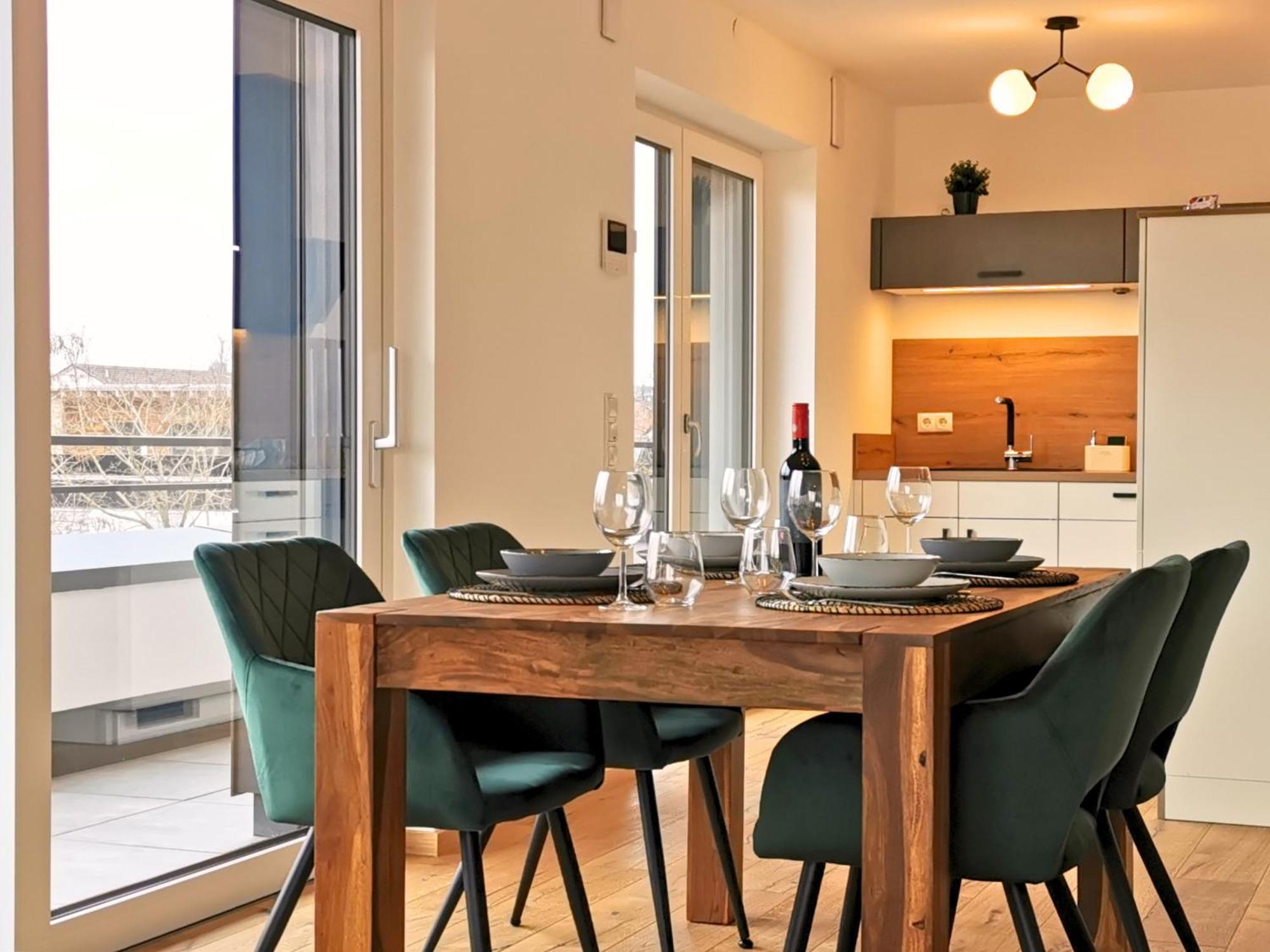 Ferienwohnung Fynbos Penthouse Deluxe, Balkon, Parkplatz Straubing Exterior foto